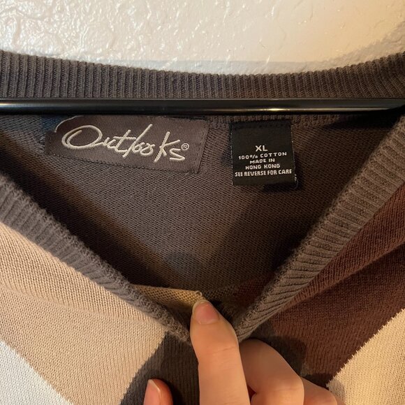 Green and brown plaid sweater - Picture 4 of 4